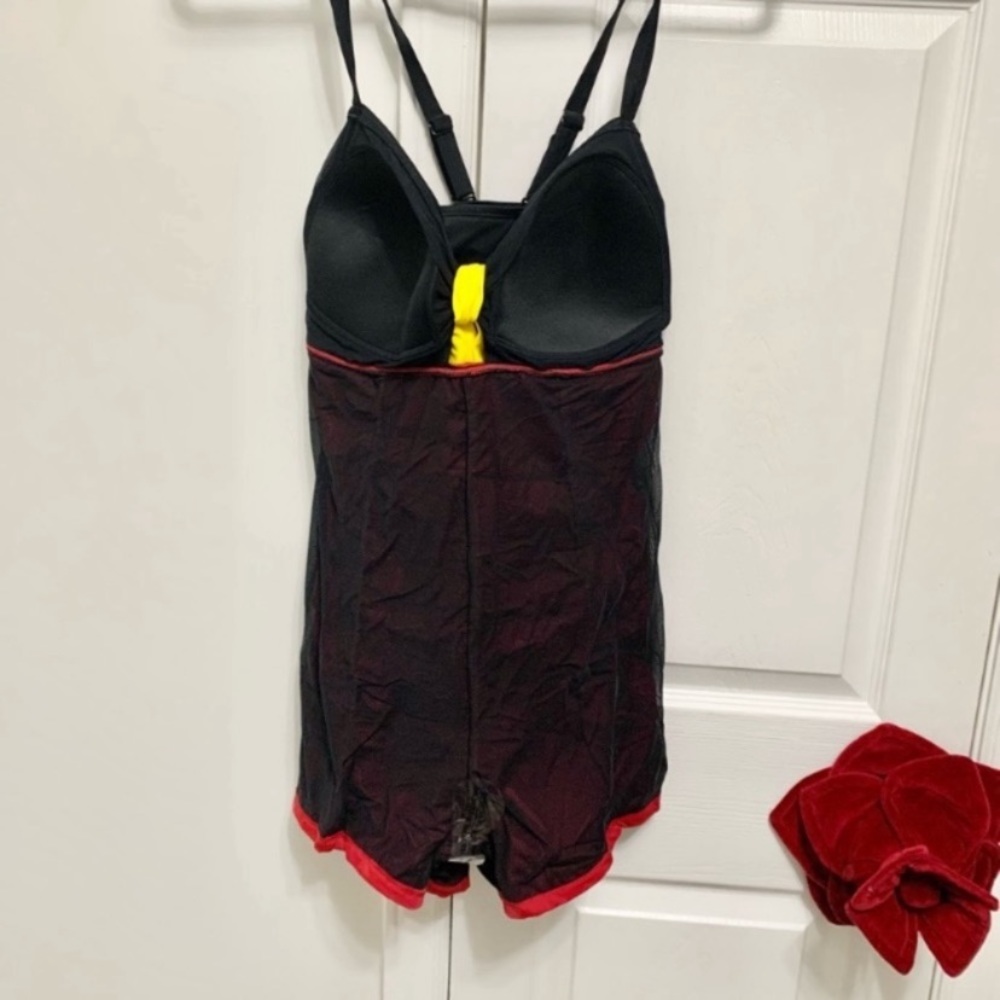 Torrid x Disney Mickey Mouse Swim Romper - 2X - 18/20 -
NWT - Picture 8 of 10